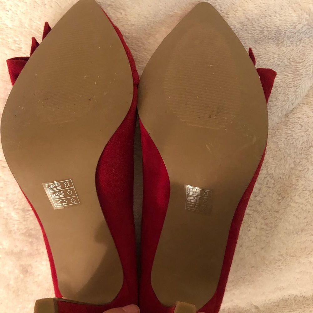 Red High heels - Picture 4 of 4